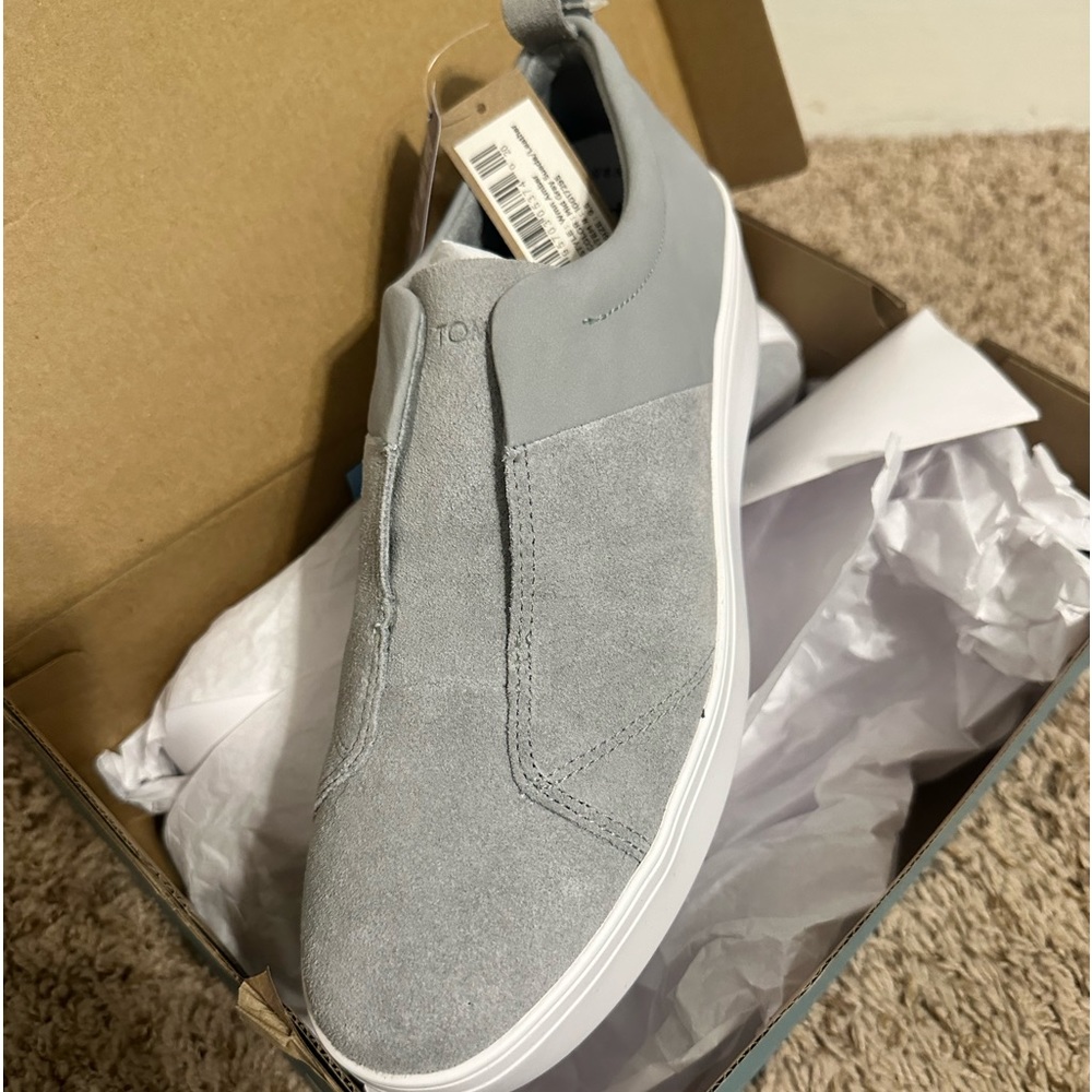 Tom’s Amber Slip-ons